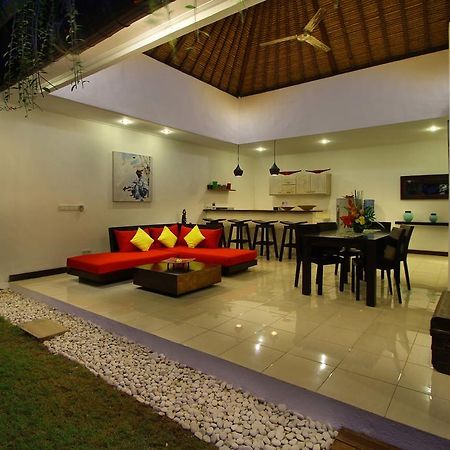 Villa Calypso By Optimum Bali Villas Семиняк Екстериор снимка