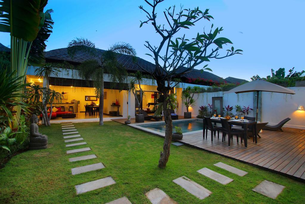 Villa Calypso By Optimum Bali Villas Семиняк Екстериор снимка
